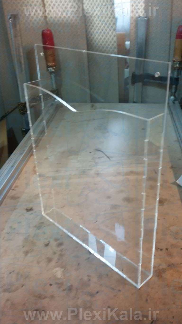 جا بروشور دیواری شفاف