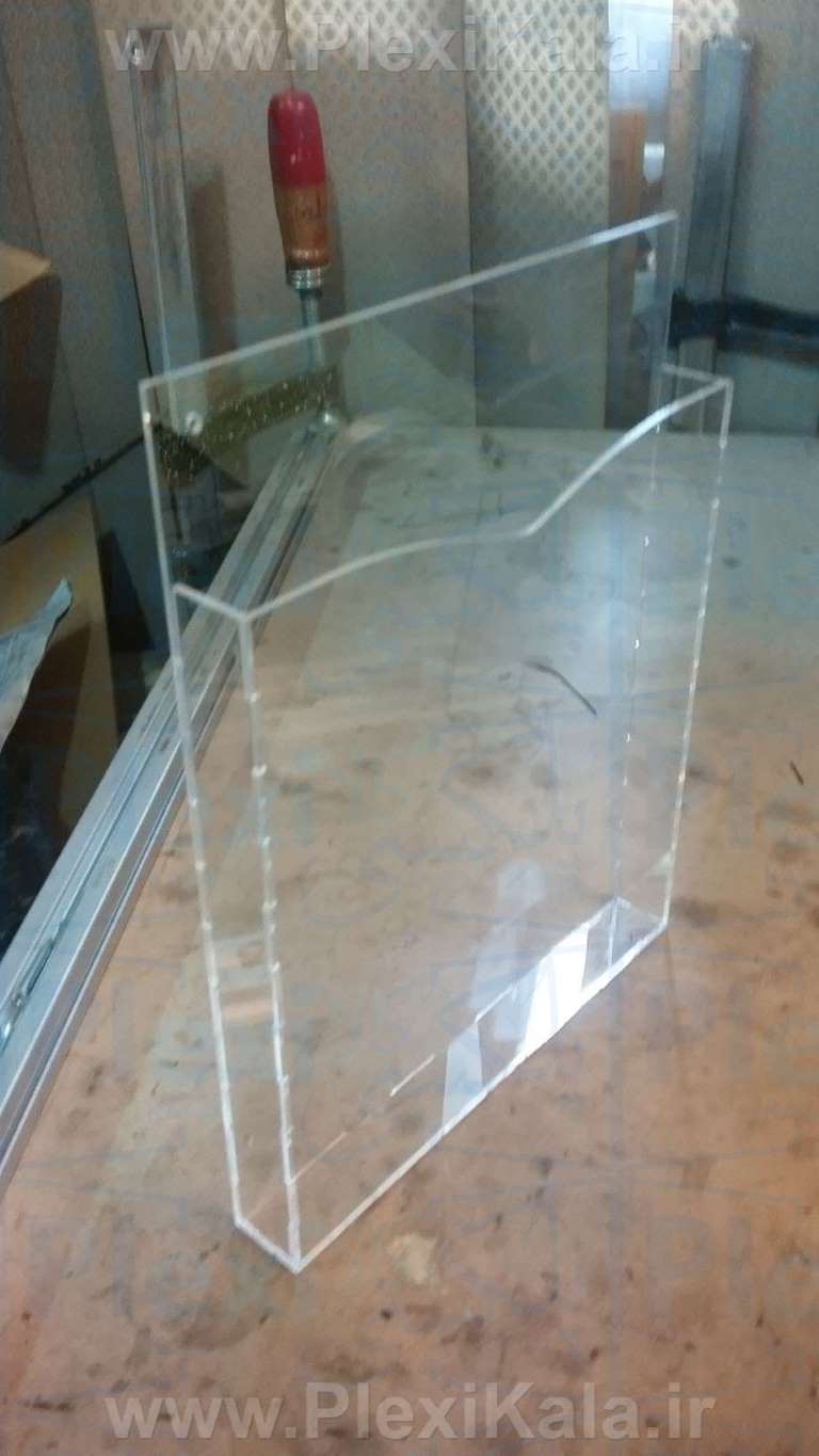 جا بروشور دیواری شفاف