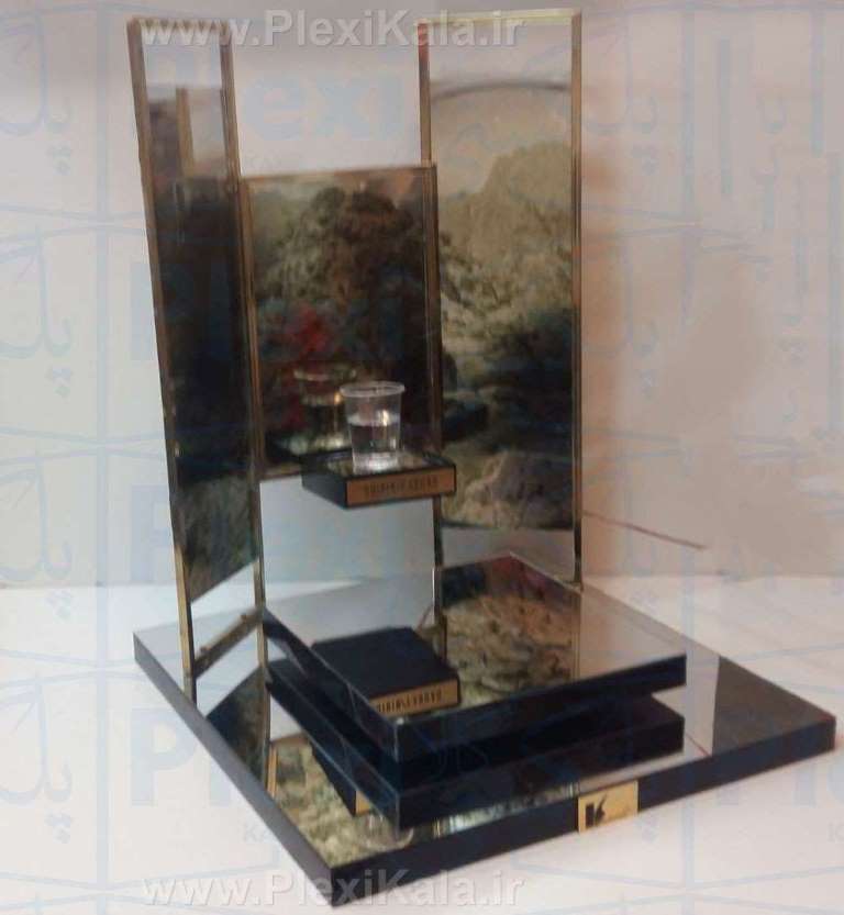 ویترین استند عطر