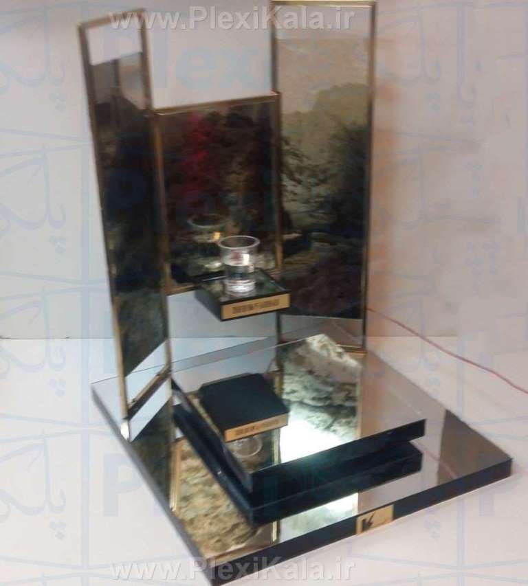 ویترین استند عطر