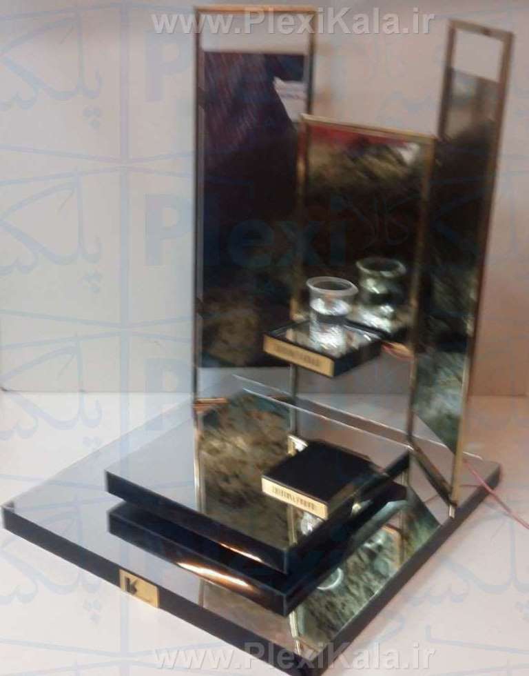ویترین استند عطر